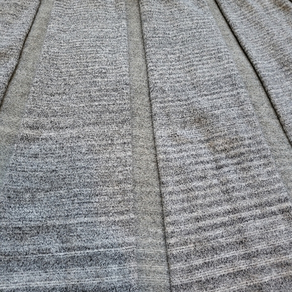 Gray A-Line Mini Skirt with Pleated and Ribbed Details - Picture 6 of 9